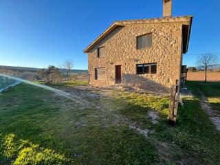 Masia  Carretera de manresa. Finca rústica de 1,2 ha con casa – masía en venta en solsona