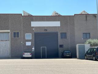 Lloguer Nau industrial  Carrer dels cistellers. Alquiler de nave industrial de 350 m2 en solsona – pol ind els a