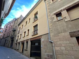 Duplex  Carrer de sant pau. Piso dúplex en venta de 4 habitaciones, 97 m2 en solsona (casco