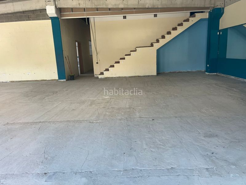Foto ce0d163c-6f4a-4528-bc35-9f65a35806ef. Nau industrial a Cervera