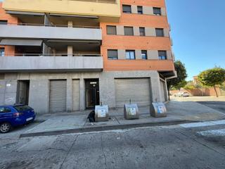 Local commercial  Carrer de jaume i. Local comercial en venta en tàrrega 108 m² útiles