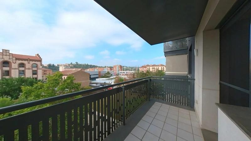 Foto b319a269-f5aa-43a9-9ad2-40d17b2beb28. Appartamento con riscaldamento in Valldaura-Carretera de Cardona Manresa