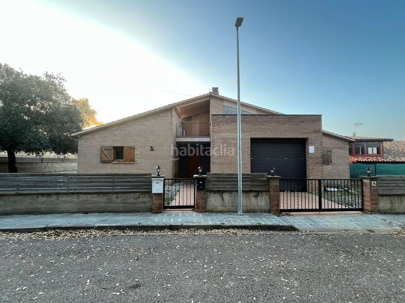 Foto f8e9ebcd-153b-4d80-87ec-4cc84848c4d3. Chalet mit kamin heizung parking in Navès