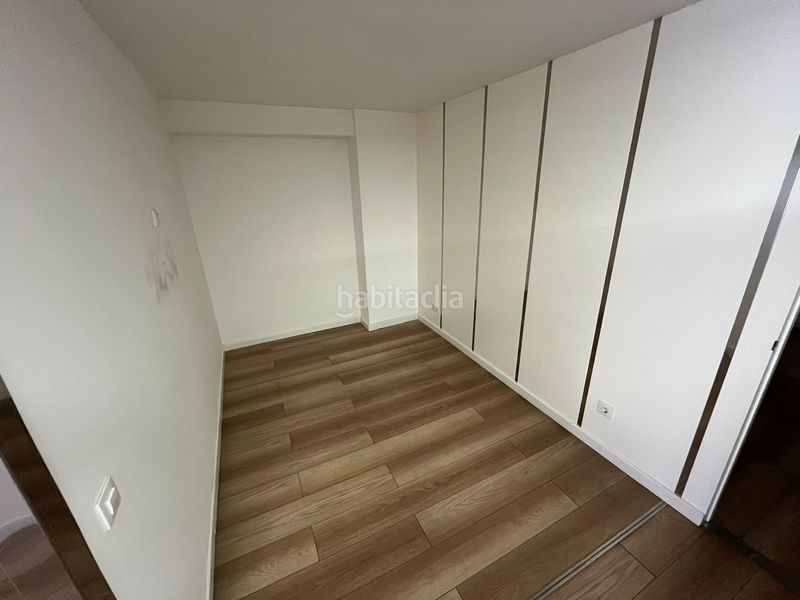 Foto ef27c9e8-c5b5-4cbe-9fe3-38d19d5d39f1. Rent business premise in Solsona