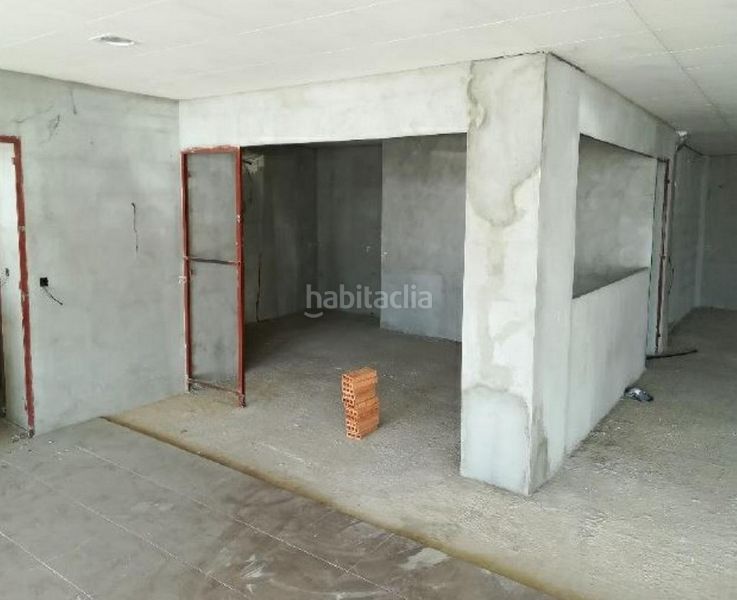 Foto edcb6520-00cb-45fe-9e7c-74075401e73a. Local comercial a Balaguer