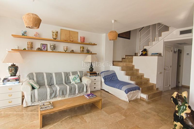 Foto 725531aa-c8a8-4eda-8a1a-257e40f6576c. Casa adossada amb aparcament piscina a Marina Botafoc-Talamanca Ibiza