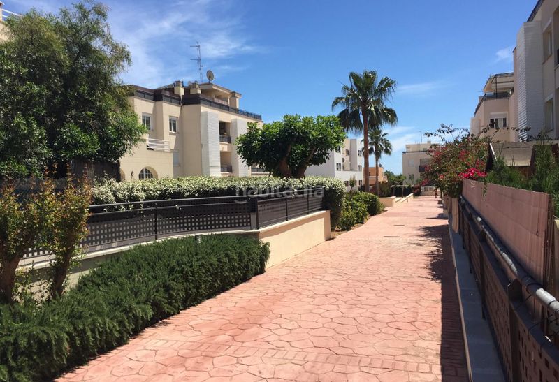 Foto 39a7a0c4-8852-4e1c-a3f8-8ed852086217. Pis amb piscina a Ses Figueretes - Platja d'en Bossa - Cas Serres Ibiza