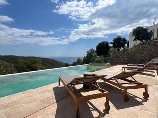 Casa a Roca Llisa. Villa de obra nueva con preciosas vistas al mar en ibiza