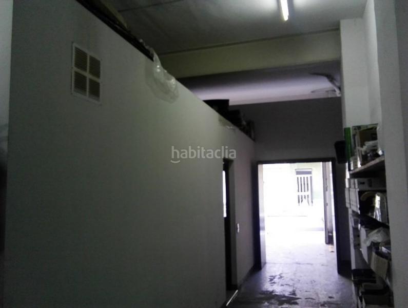 Foto 39c3cc4c-11a0-4c98-8a5b-ef124b9614ba. Local comercial local ideal para distribución en L´Espirall Vilafranca del Penedès