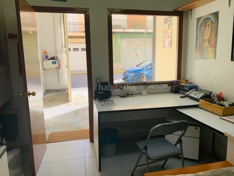 Foto a2c15eec-402b-44cb-b95c-4ae5efd21c37. Local comercial local ideal para distribución en L´Espirall Vilafranca del Penedès