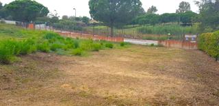 Terreny residencial a Sant Esteve Sesrovires. Fantástico terreno edificable en golf barcelona