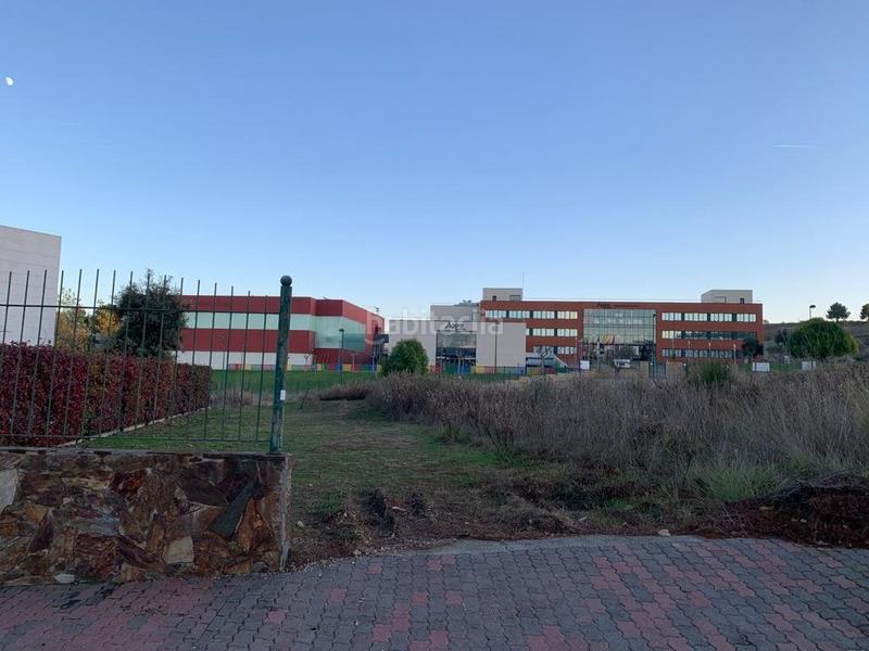 Foto f37f9b9f-cbeb-499c-bf0a-b973ee9c5b22. Wohngrundstück in Sant Esteve Sesrovires