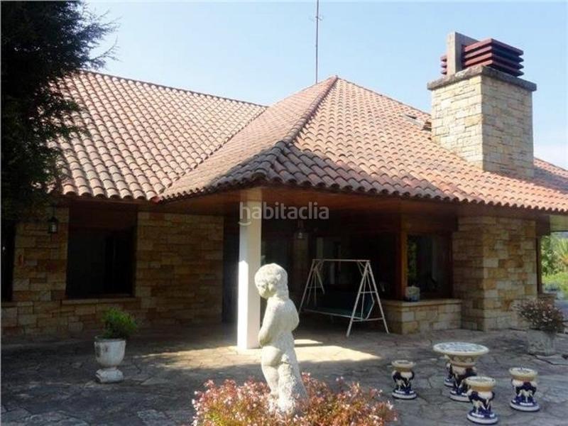 Foto d84bd584-e67a-4db7-bac9-b9d0da6ec610. Masia amb calefacció aparcament piscina a Cabueñes Gijón