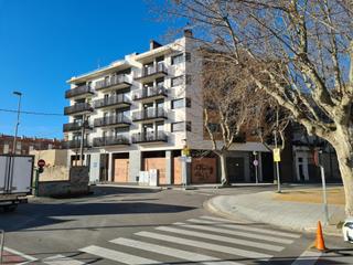 Lloguer Local Comercial a Centre. Local obra nueva 400 m2 cerca estación