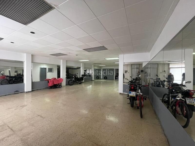 Foto 25f0b9e5-fcc0-48fb-a001-386d1cdd46ff. Local comercial a Centre Mollet del Vallès