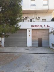 Rent Industrial building in Can Calders. Nave industrial con patio y aparcamiento en sant feliu de llobre