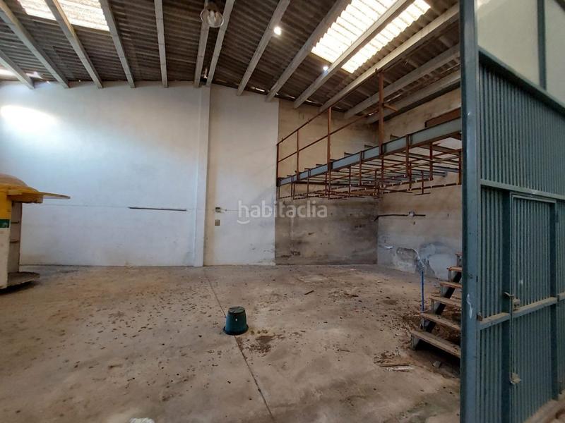 Foto 50cab74b-deeb-4bd5-8c89-761588f5c700. Alquiler nave industrial nave en ctra valls en Centre Vendrell (El)