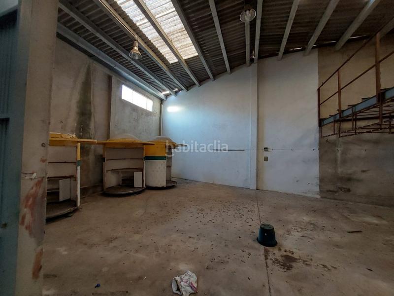 Foto c7066acf-3f24-43a4-a286-9cc59a711e17. Alquiler nave industrial nave en ctra valls en Centre Vendrell (El)