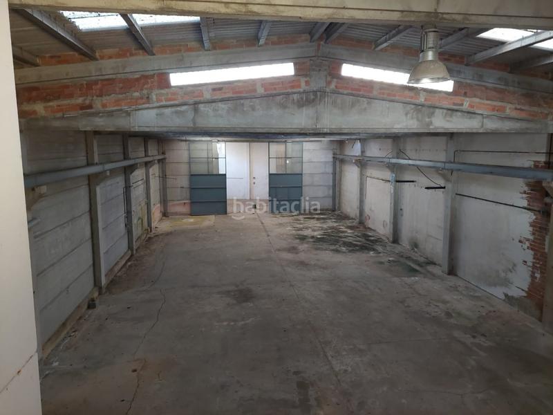 Foto d278d2c2-b3ef-41cf-b6bd-5ae9cd336292. Alquiler nave industrial nave en ctra valls en Centre Vendrell (El)