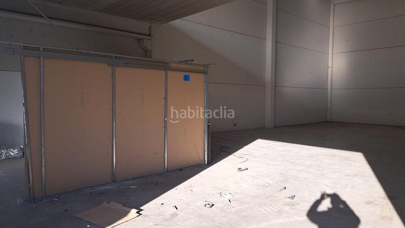 Foto 45d4f834-e848-49a7-b29c-501b83b733f5. Affitto capannone industriale in Santa Oliva