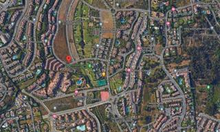 Terreno residenziale in Nueva Atalaya. 15 parcelas con licencia en estepona