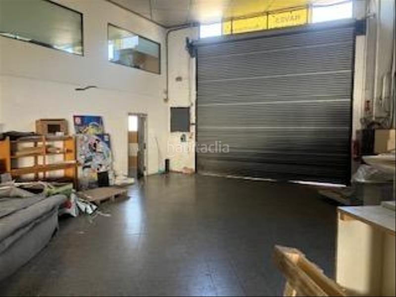 Foto ce603201-86a5-4e51-9a51-189edac4eace. Nave industrial fantástica nave de 1.900 m2 en rubi en Rubí