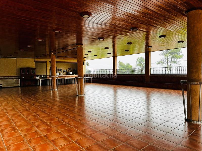 Foto 30cc2dfe-7bc7-4927-a96a-537d624d370b. Edificio in Mediona