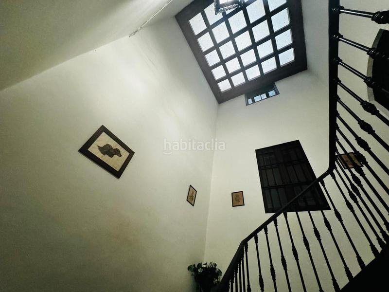 Foto 96bcd5c7-c6d3-4e05-a9b6-05f489e39998. Edificio in Mediona