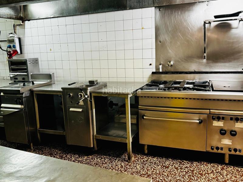 Foto b7b73791-1ec0-4226-a566-3f87b8506c1d. Edificio in Mediona