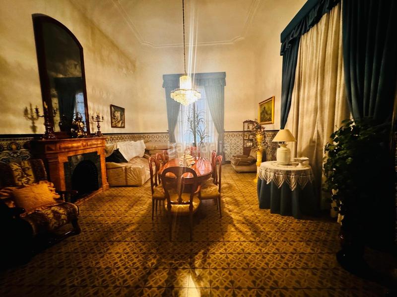 Foto c6987413-9e7b-4c7d-930d-9bb320e567b6. Edificio in Mediona