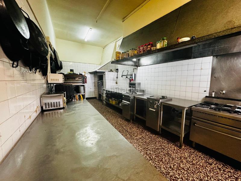 Foto e06d04c1-c17c-4c15-b939-9bf585925e57. Edificio in Mediona