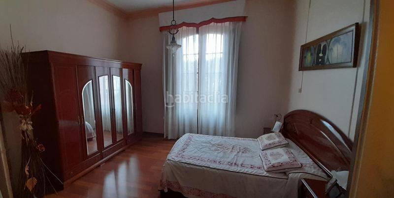 Foto e2fa9ac4-aec6-4f82-82d0-e3a95f163e52. Edificio in Mediona