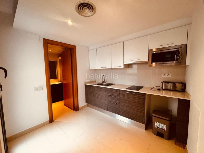 Foto 059dc046-d9ae-4706-b20a-be8d06ba5b8f. Local commercial dans calle joan tarrida 12 dans Centre Sitges