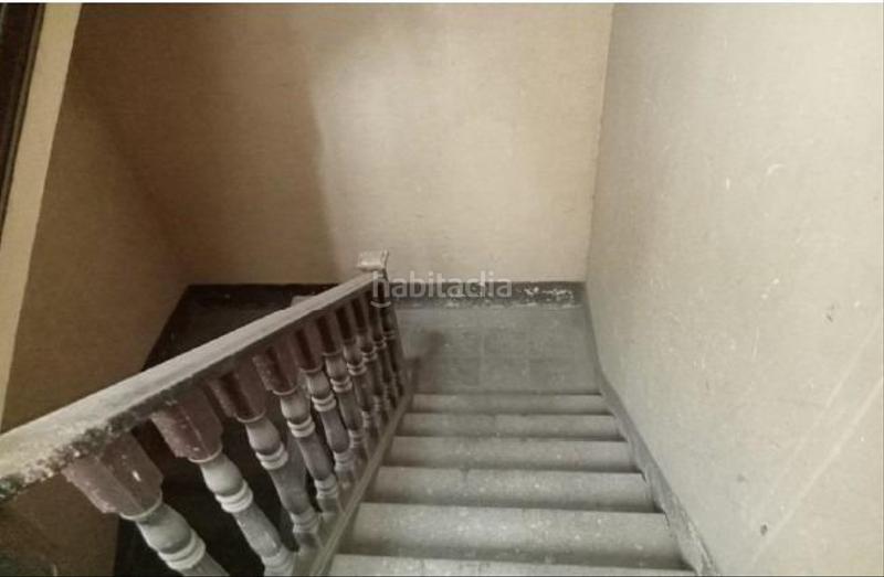 Foto a876ac3b-fc74-491a-8b5d-ed90d16ed0cd. Edificio  residencial en venta en cl nou en Borges Blanques (Les)