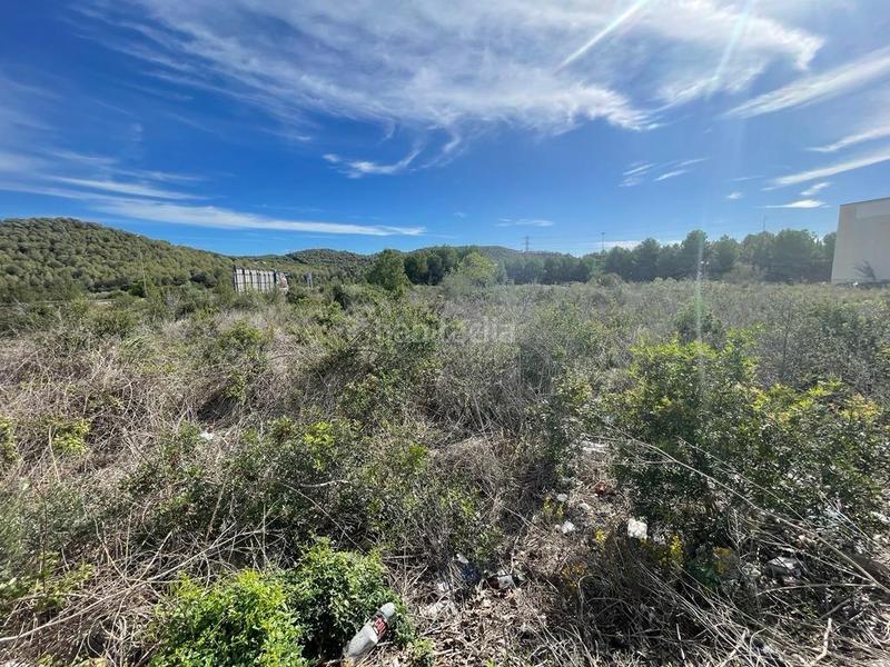 Foto 9c43f89f-50fd-41ff-8d72-7079b888adf4. Terrain industriel dans Mas romeu Calafell
