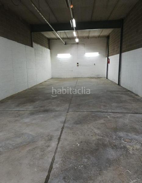 Foto 8462cf68-47ee-40e4-a4d4-a4ea9e3ed168. Nave industrial  en Ajuntament-Maragall Ripollet