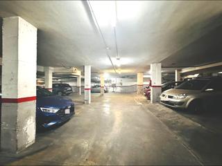 Aparcament cotxe a La Geltrú-Sant Jordi. Pack de plazas de parking cerca de la estación de vilanova i la