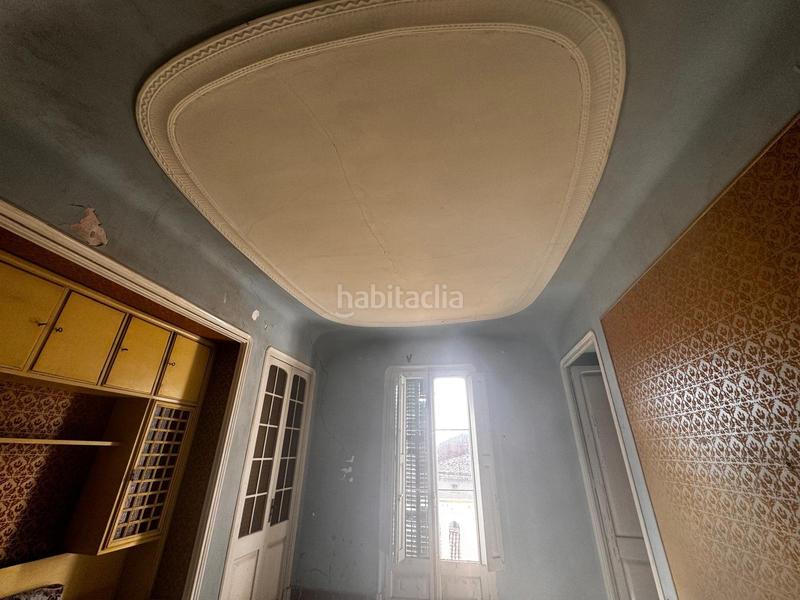 Foto 6b60f824-ba00-41a5-90fe-fd2b78b0c2b9. Affitto locale commerciale in Barri del Centre Terrassa