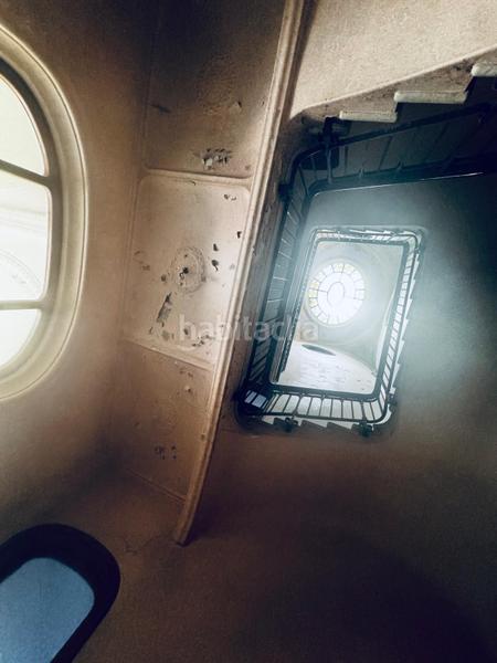 Foto 26d53638-a045-403c-ba34-a03f3a34a827. Location local commercial dans Barri del Centre Terrassa