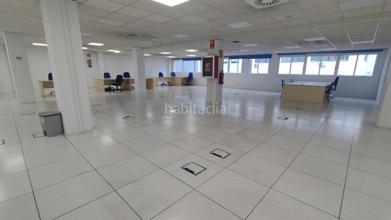 Foto 547c8b10-9007-40a5-9f3c-56b2bbd6e976. Miete büro in Guindalera Madrid