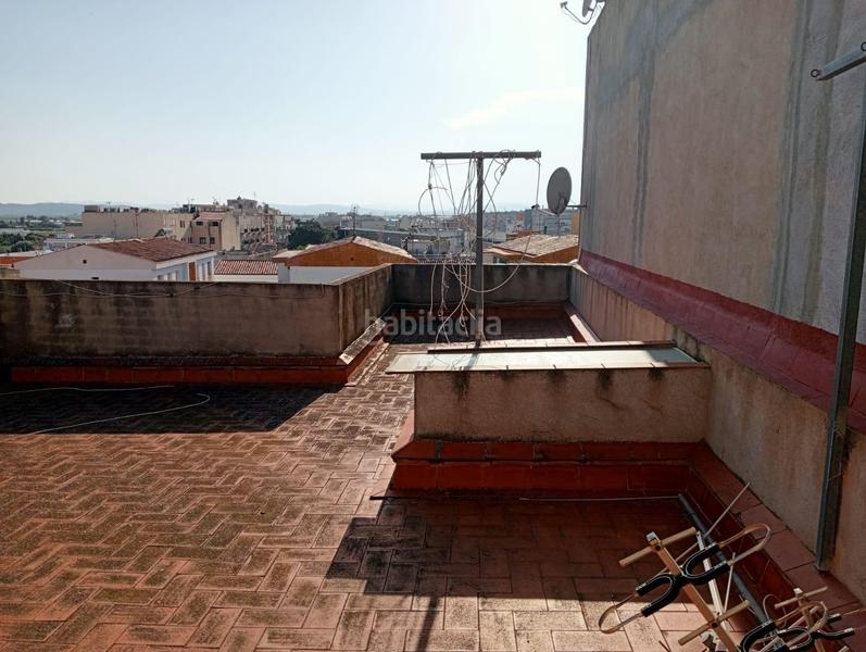 Foto 450927ce-6ece-4316-93a4-48e384f3817f. Edificio  hostal en Alcanar