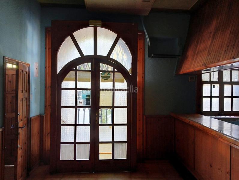 Foto bb7ceb2c-9085-4bc3-8c36-9402173dd54c. Edificio  hostal en Alcanar