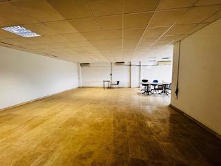 Location Bureau à Masia Nova-Solicrup. Para oficina o almacén planta altillo de una nave