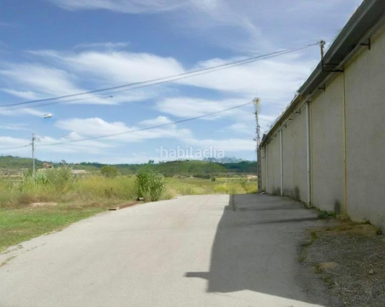 Foto 748fe49a-32fb-49ba-8250-0e34f82b6dde. Alquiler nave industrial  penedés en Torrelavit