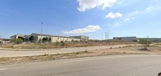 Terreny residencial a Santa Oliva. Solar industrial apto gasolinera de 5.237 m2 en santa oliva
