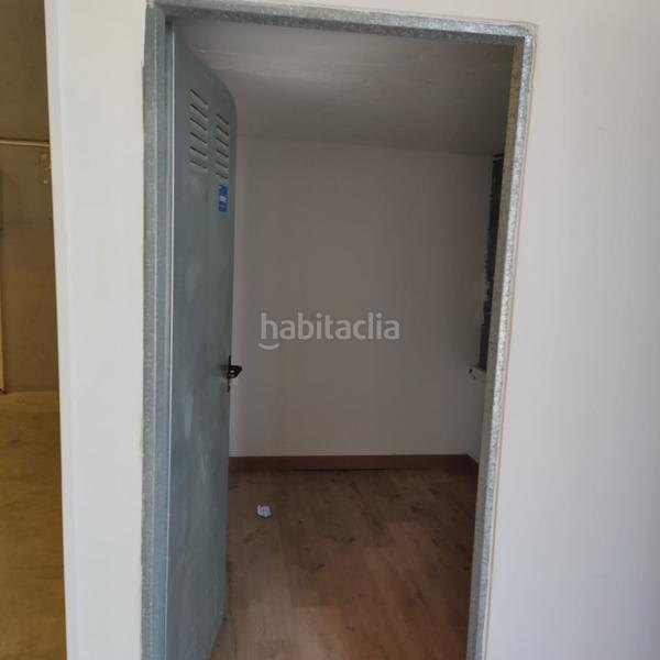 Foto fbf54e56-a120-4bc9-9ae9-7c00cfd0c319. Miete fabrikhalle in Arboç (L´)