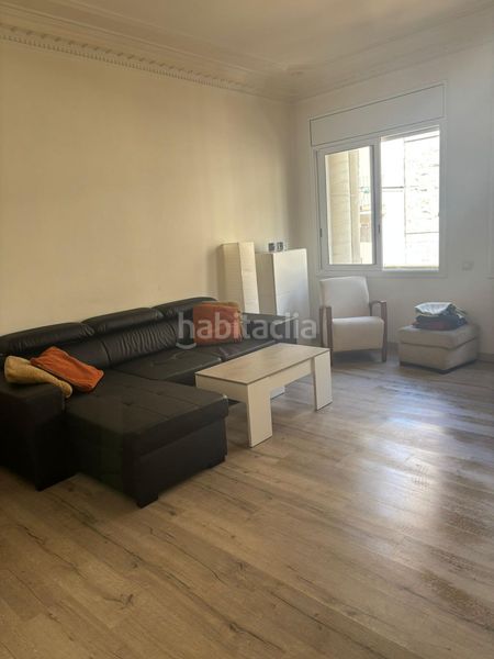 Foto 945e1974-7066-4a15-b939-1a0f2210e120. Local comercial a Valls