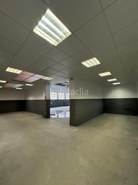 Foto 11204a08-33f0-40a6-96ec-185c64f59d7b. Rent industrial building in Zona Industrial Barberà del Vallès