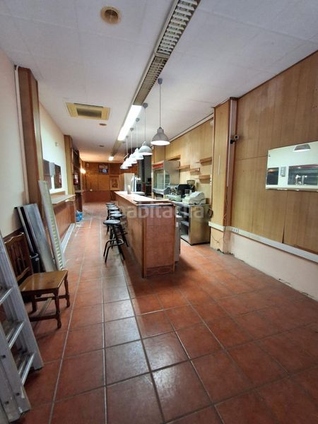 Foto 8a2db6aa-95d0-430d-bb80-5bcfd9c85537. Local comercial local de 110 m2 en Olesa de Montserrat