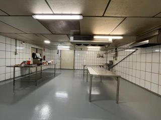 Fabrikhalle in Sud-Zona Industrial. Nave industrial con permiso uso alimentario